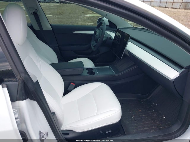 2023 TESLA MODEL 3 5YJ3E1EA8PF608429 Photo 4