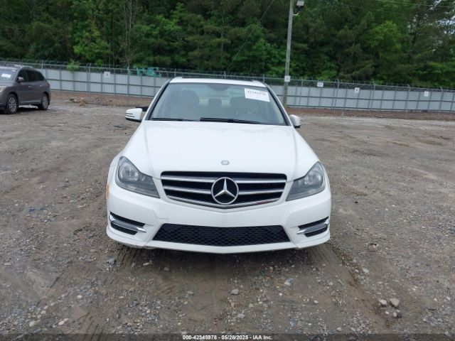 WDDGF4HB0ER312905 Mercedes-Benz C 250 Luxury/sport