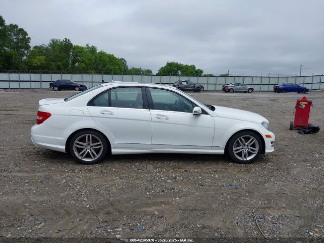 WDDGF4HB0ER312905 Mercedes-Benz C 250 Luxury/sport