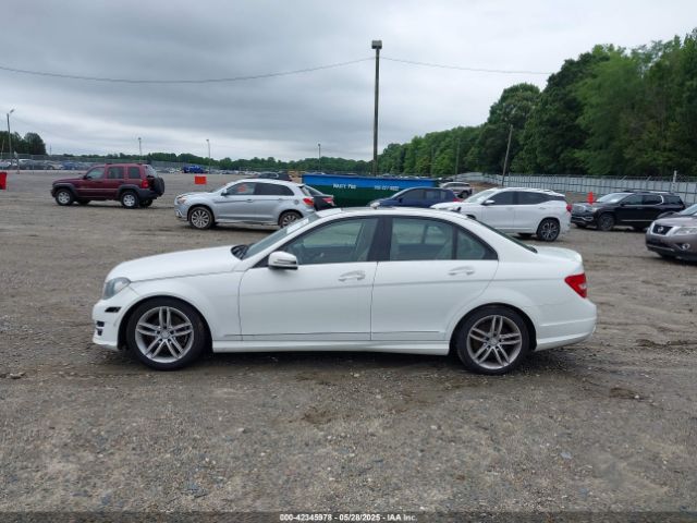 WDDGF4HB0ER312905 Mercedes-Benz C 250 Luxury/sport