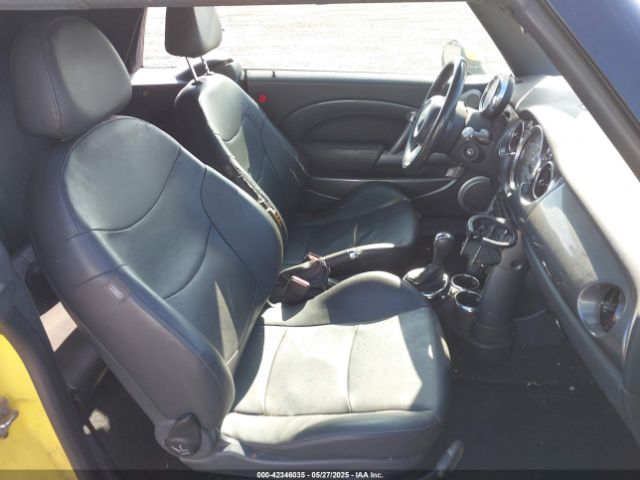 2005 MINI COOPER WMWRF33435TG11068 Photo 4