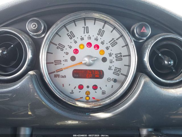 2005 MINI COOPER WMWRF33435TG11068 Photo 6