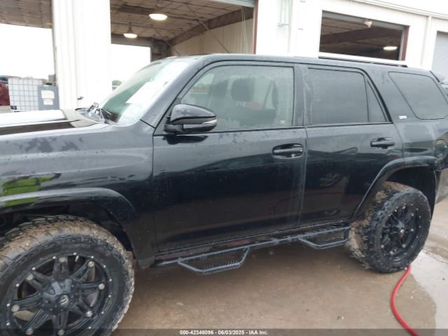 JTEZU5JR9G5113119 Toyota 4RUNNER SR5