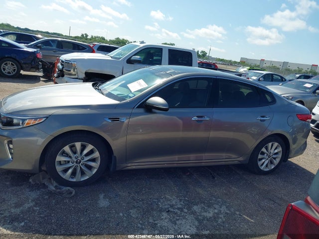 5XXGU4L32JG228453 KIA gdi