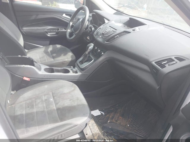 1FMCU0GX1EUB57195 Ford ESCAPE SE