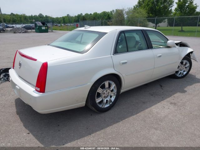 2011 CADILLAC DTS 1G6KP5ES8BU134913 Photo 3
