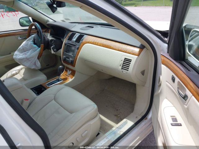 2011 CADILLAC DTS 1G6KP5ES8BU134913 Photo 4