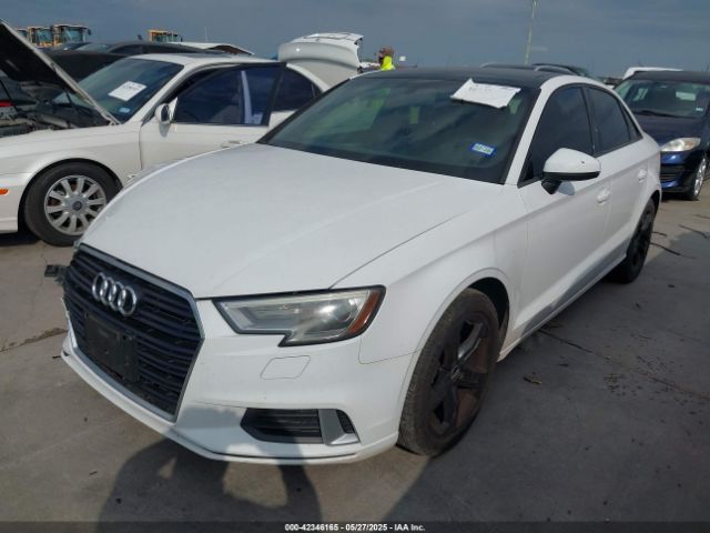2017 AUDI A3 WAUAUGFF8H1045400 Photo 1