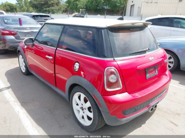 2009 MINI COOPER S WMWMF73559TW87548 Photo 2