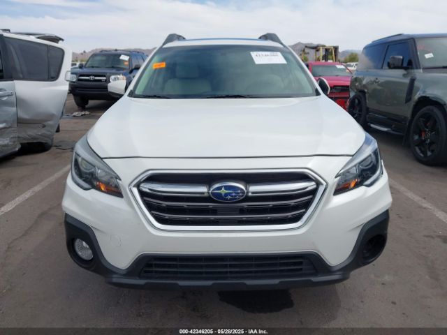 4S4BSADC8J3263006 Subaru Outback 2.5i Premium