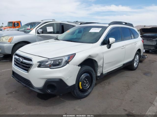 4S4BSADC8J3263006 Subaru Outback 2.5i Premium