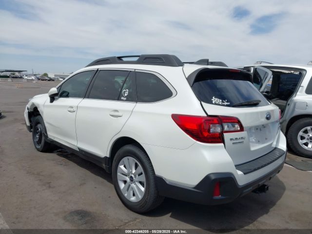 4S4BSADC8J3263006 Subaru Outback 2.5i Premium