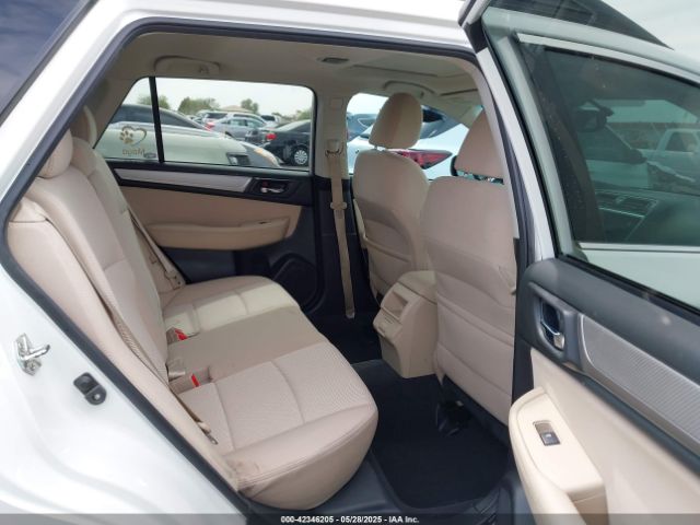 4S4BSADC8J3263006 Subaru Outback 2.5i Premium