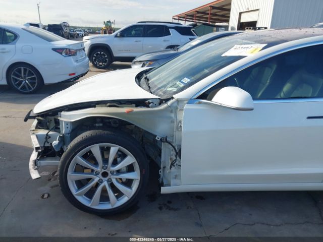 2018 TESLA MODEL 3 5YJ3E1EA5JF006451 Photo 5