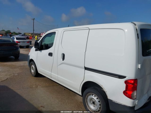3N6CM0KN3FK730137 Nissan 2015