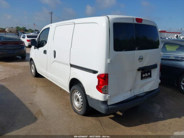 3N6CM0KN3FK730137 Nissan 2015