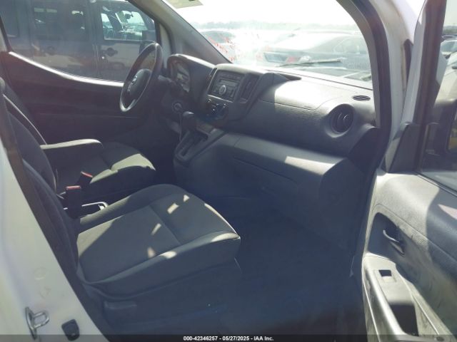 3N6CM0KN3FK730137 Nissan 2015