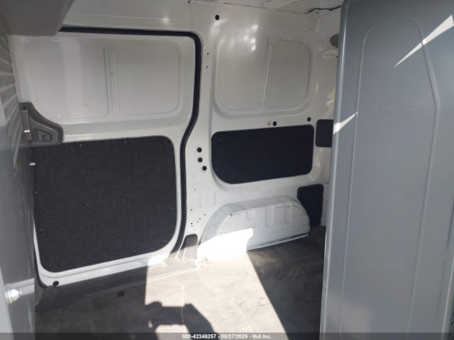 3N6CM0KN3FK730137 Nissan 2015
