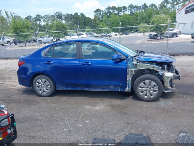 3KPA24AB6JE053509 KIA RIO S