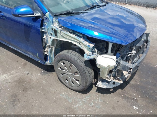 3KPA24AB6JE053509 KIA RIO S