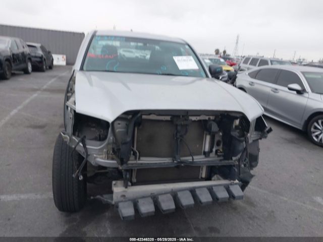 5TFRX5GN6HX076326 Toyota Tacoma Sr