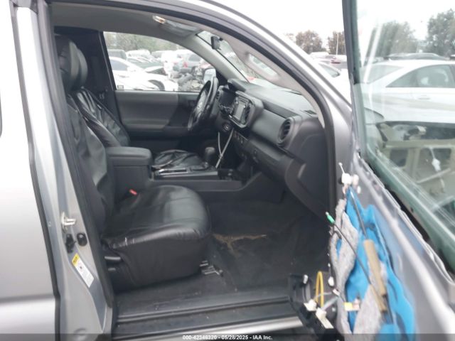 5TFRX5GN6HX076326 Toyota Tacoma Sr