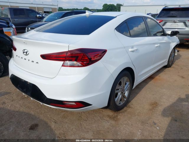 2020 HYUNDAI ELANTRA 5NPD84LF0LH515492 Photo 3