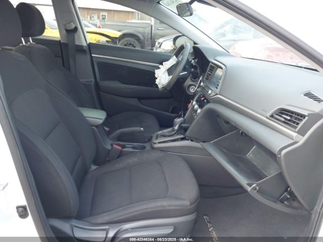 2020 HYUNDAI ELANTRA 5NPD84LF0LH515492 Photo 4