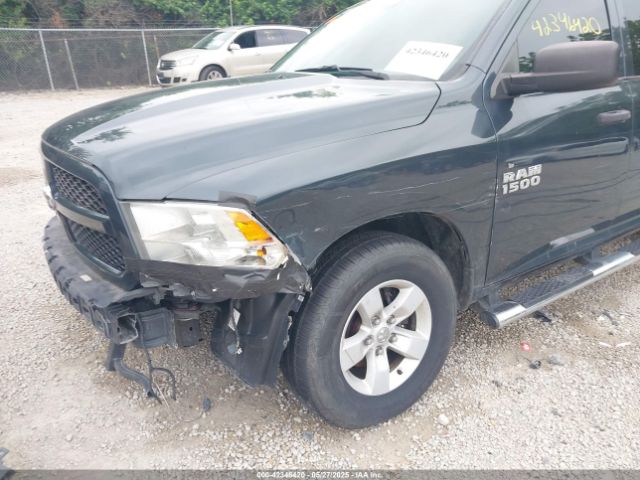 1C6RR7KG9HS686899 RAM 1500 Express  4x4 5'7 Box