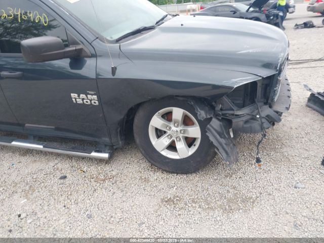 1C6RR7KG9HS686899 RAM 1500 Express  4x4 5'7 Box