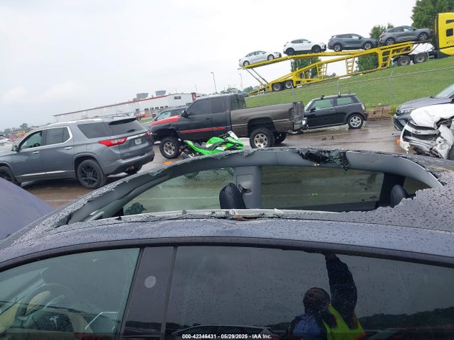 2021 TESLA MODEL Y 5YJYGDEE5MF175295 Photo 5
