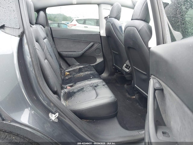 2021 TESLA MODEL Y 5YJYGDEE5MF175295 Photo 7