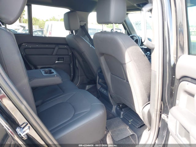 SALEJ7EX5S2391695 Land Rover Defender 110 P300