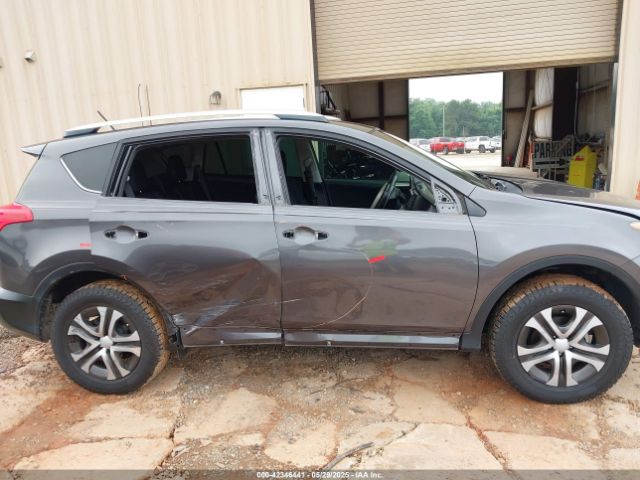 2T3BFREV1FW401691 Toyota RAV4 LE