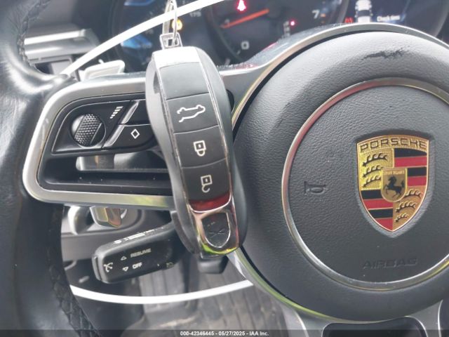 2021 PORSCHE MACAN WP1AA2A5XMLB16221 Photo 10