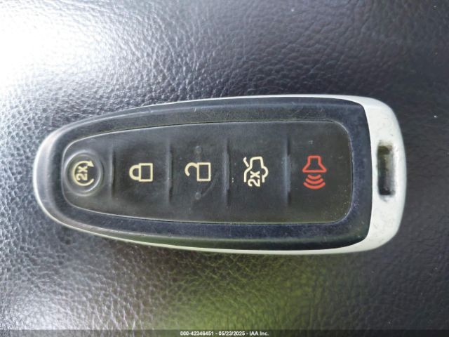 1FADP3N28EL355471 Ford Focus Titanium