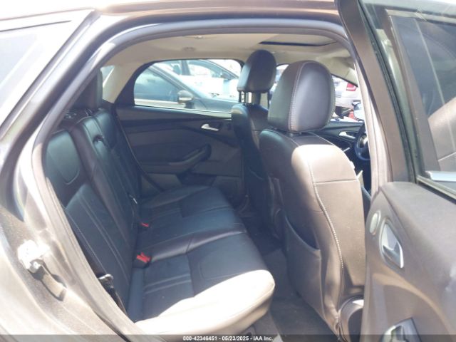 1FADP3N28EL355471 Ford Focus Titanium