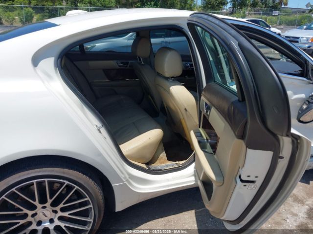 2009 JAGUAR XF SAJWA05B09HR06215 Photo 7