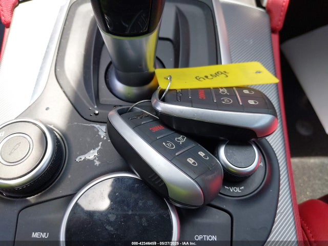 Alfa Romeo 2019 2019 ZASPAKBN8K7C49471 Image 11