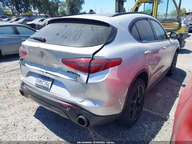 Alfa Romeo 2019 2019 ZASPAKBN8K7C49471 Image 4