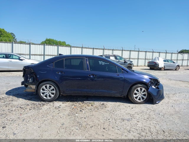 Toyota COROLLA LE 2022 5YFEPMAE3NP279136 Image 14