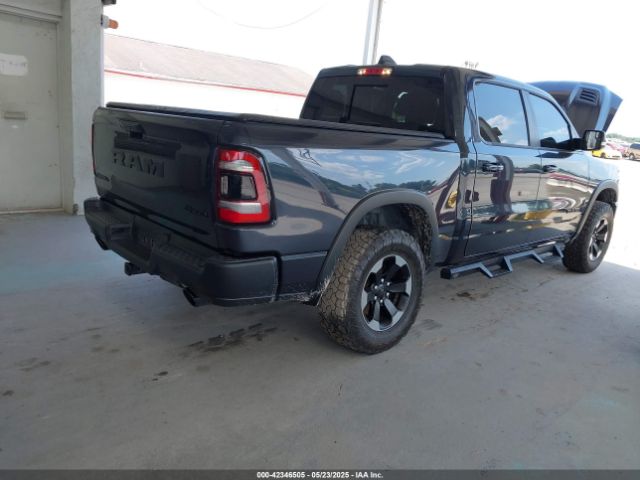 2019 RAM 1500 1C6SRFLT1KN560260 Photo 3