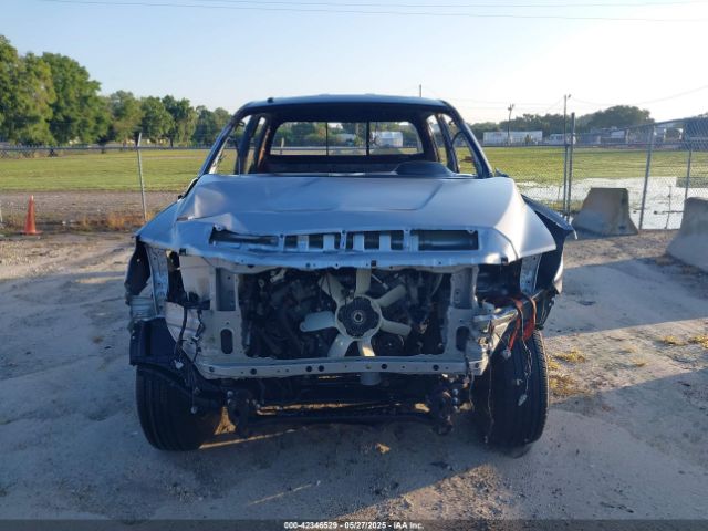 5TFRM5F1XGX105834 Toyota Tundra Sr 4.6l V8/sr5 4.6l V8