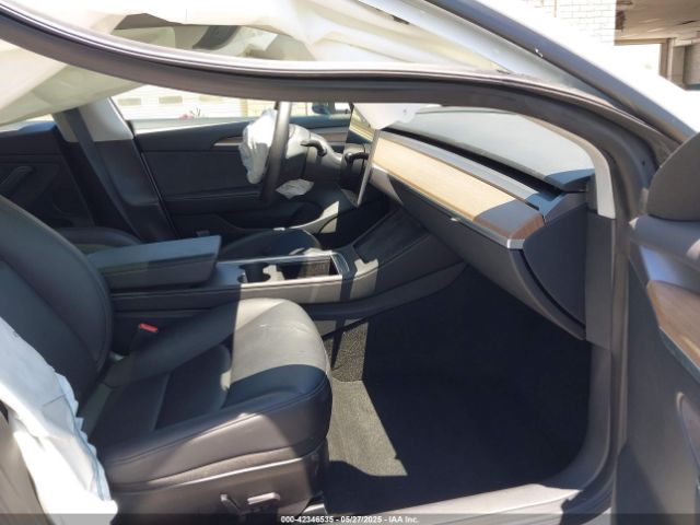 5YJ3E1EAXPF568984 Tesla Model 3 Rear-wheel Drive