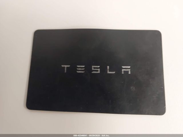 5YJYGDEE9MF158242 Tesla 2021