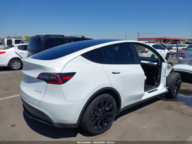 5YJYGDEE9MF158242 Tesla 2021