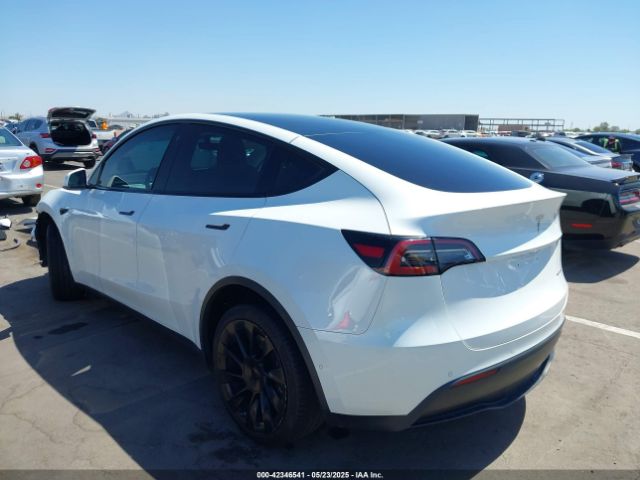 5YJYGDEE9MF158242 Tesla 2021
