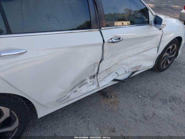1HGCR2F98GA225471 Honda k24w1