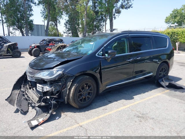 2C4RC1BG6HR576787 Chrysler Pacifica Touring-l
