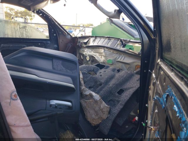5TFHW5F10FX468762 Toyota Tundra Limited 5.7l V8